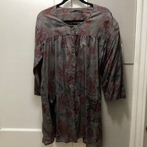 Gudrun Sjoden artist shirt L in muted colors - rose pattern.